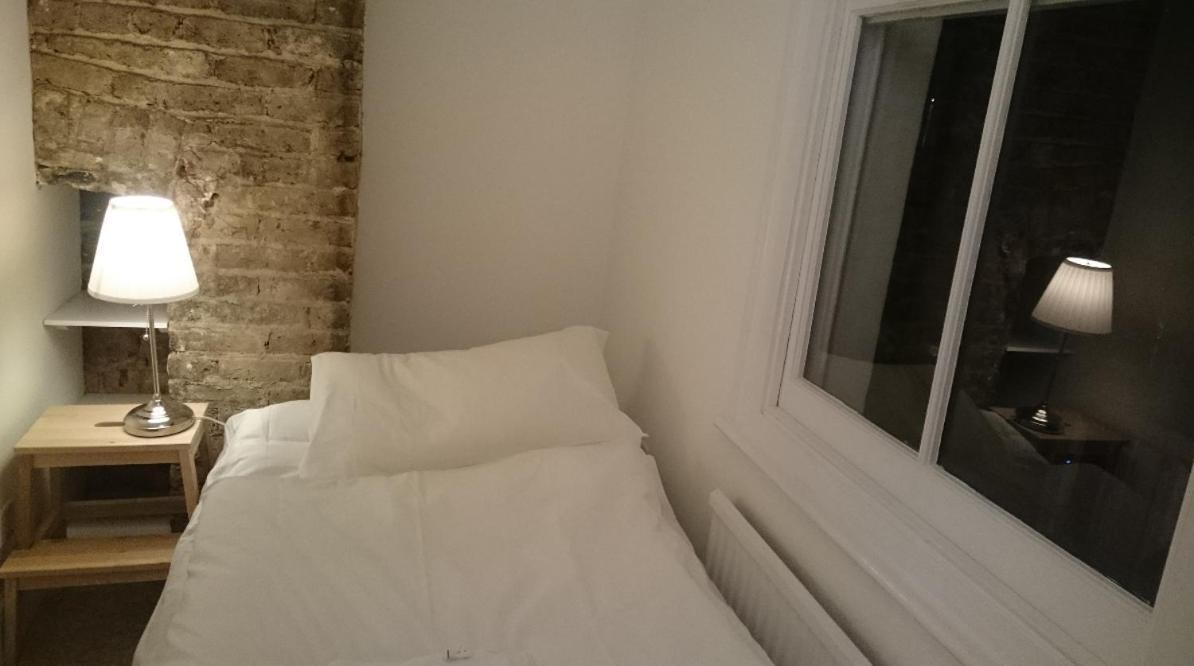 Central London Flat. Georgian Terrace. Bright. Buitenkant foto